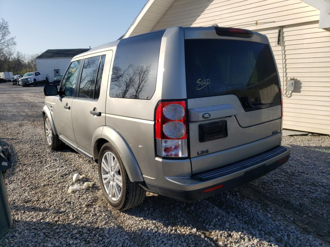 Photo 3 from auction – 2011 LAND ROVER LR4 HSE with VIN SALAG2D45BA568128