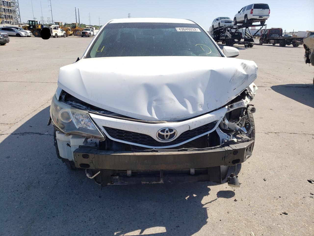 Photo 7 from auction – 2014 TOYOTA CAMRY L with VIN 4T1BF1FKXEU835265