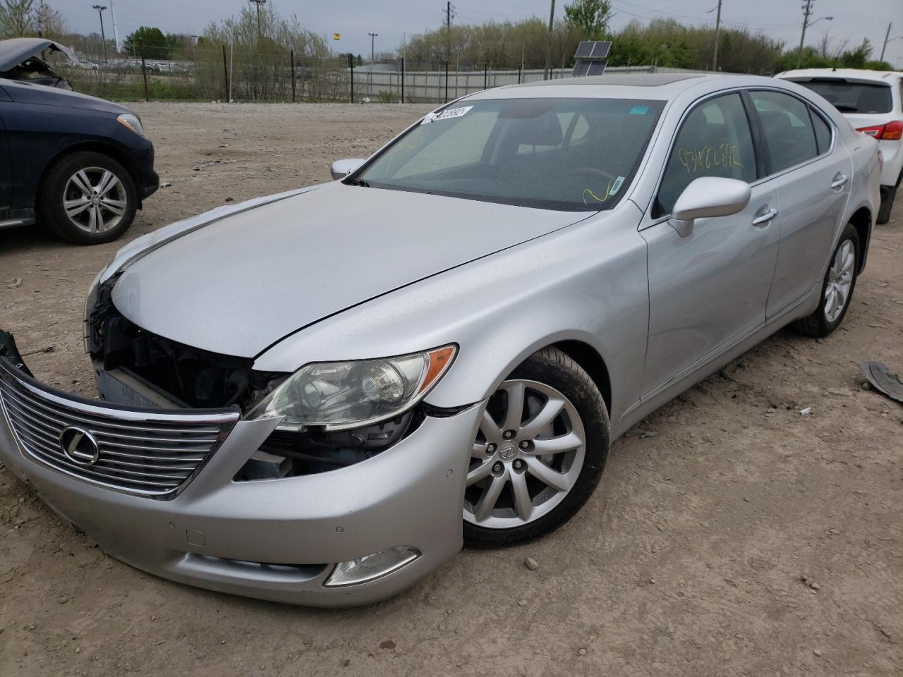 Photo 2 from auction – 2007 LEXUS LS 460 with VIN JTHBL46FX75006449