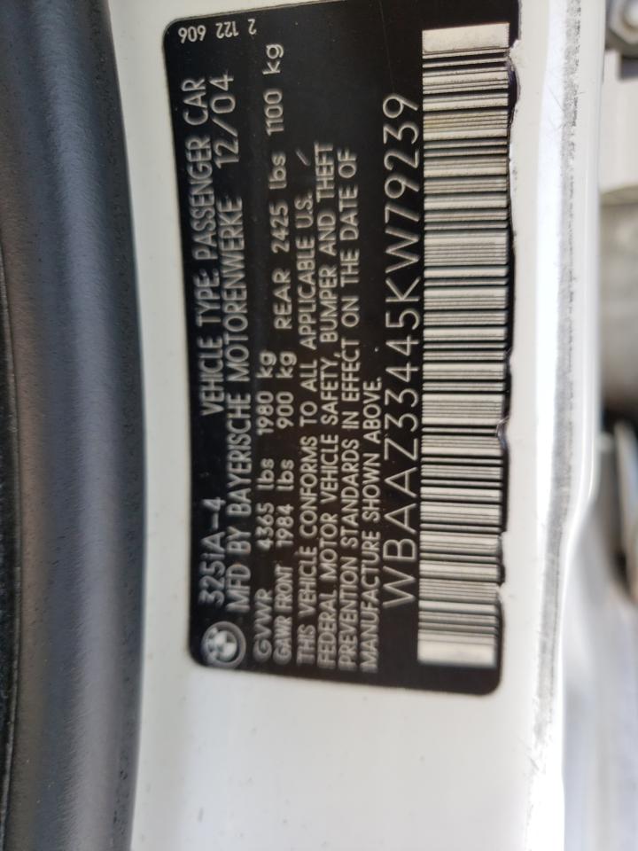 Photo 10 from auction – 2005 BMW 325 IS SUL with VIN WBAAZ33445KW79239