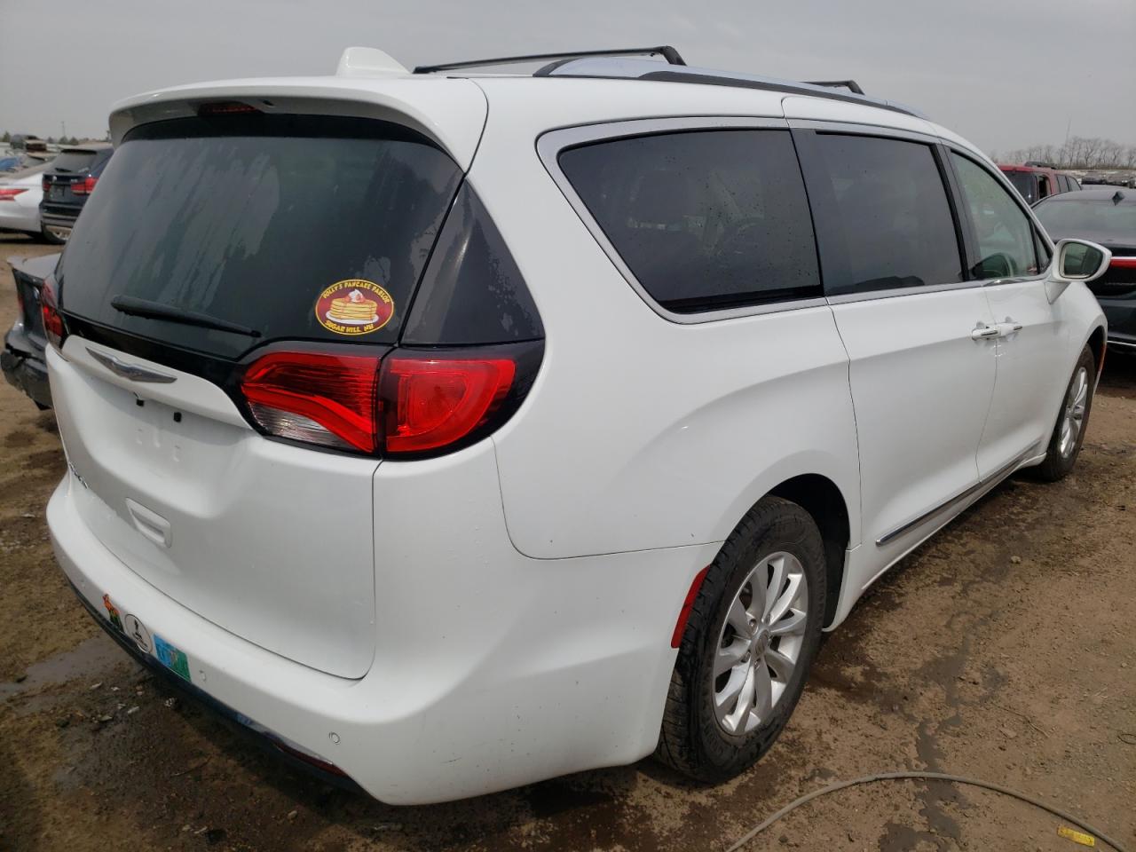 Photo 4 from auction – 2018 CHRYSLER PACIFICA T with VIN 2C4RC1BG0JR120712