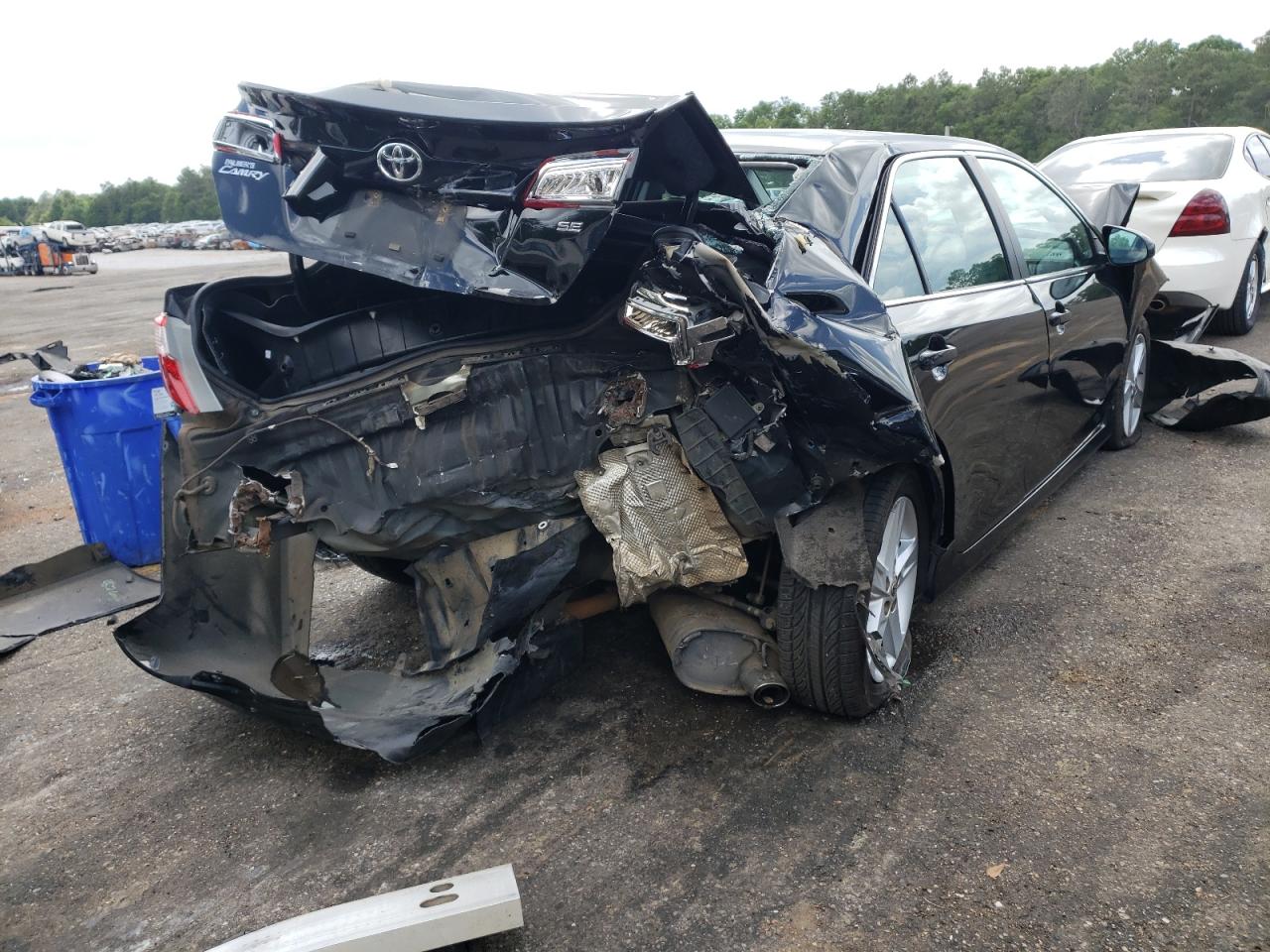Photo 4 from auction – 2014 TOYOTA CAMRY L with VIN 4T1BF1FK8EU749212