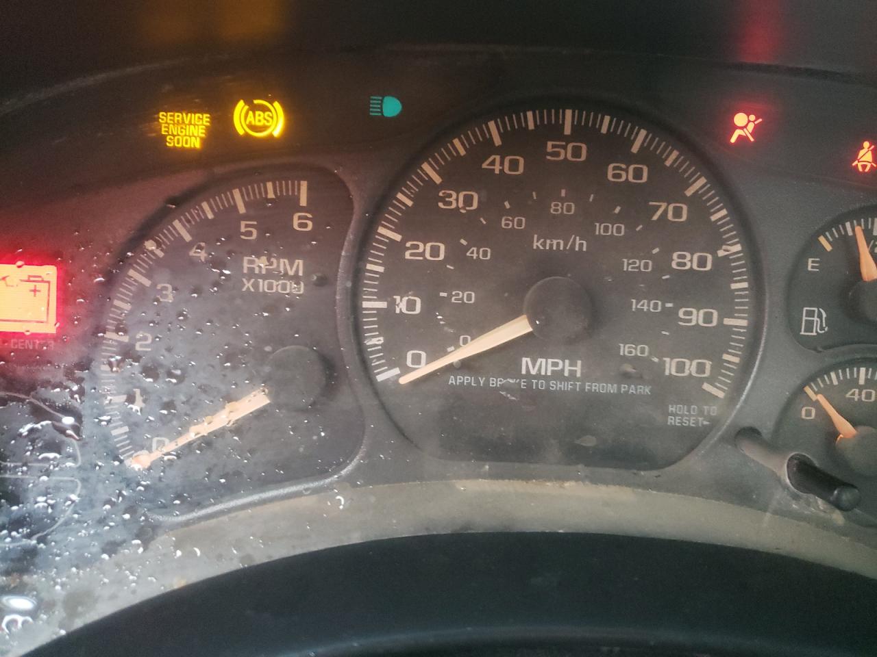Photo 8 from auction – 2001 CHEVROLET SILVERADO with VIN 2GCEK19T411397107