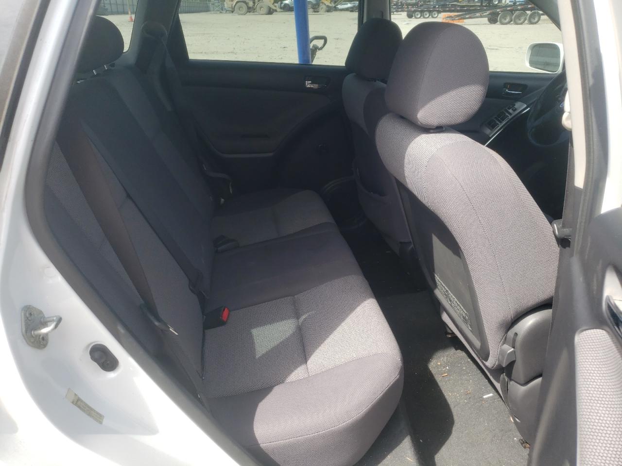 Photo 6 from auction – 2004 TOYOTA MATRIX with VIN 2T1KR38E44C193457