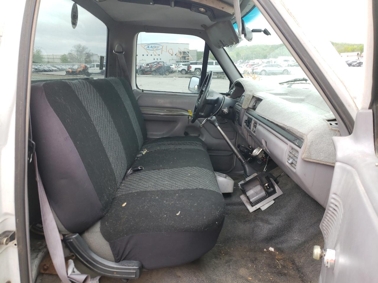 Photo 5 from auction – 1996 FORD F150 with VIN 1FTEF15Y6TLA21169
