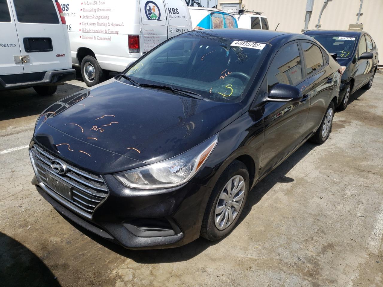 Photo 2 from auction – 2019 HYUNDAI ACCENT SE with VIN 3KPC24A32KE085036