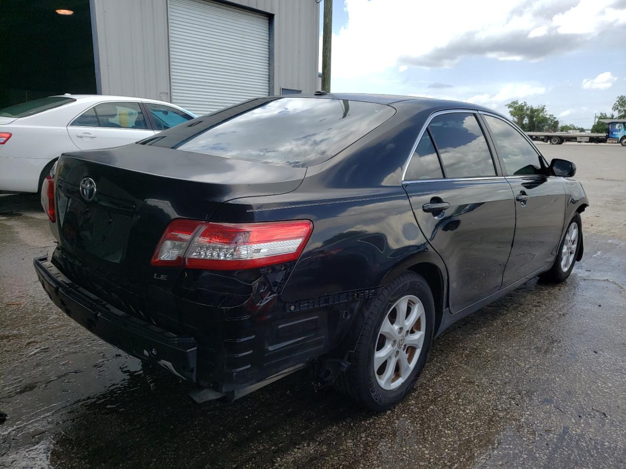 Photo 4 from auction – 2010 TOYOTA CAMRY BASE with VIN 4T1BF3EK0AU550033