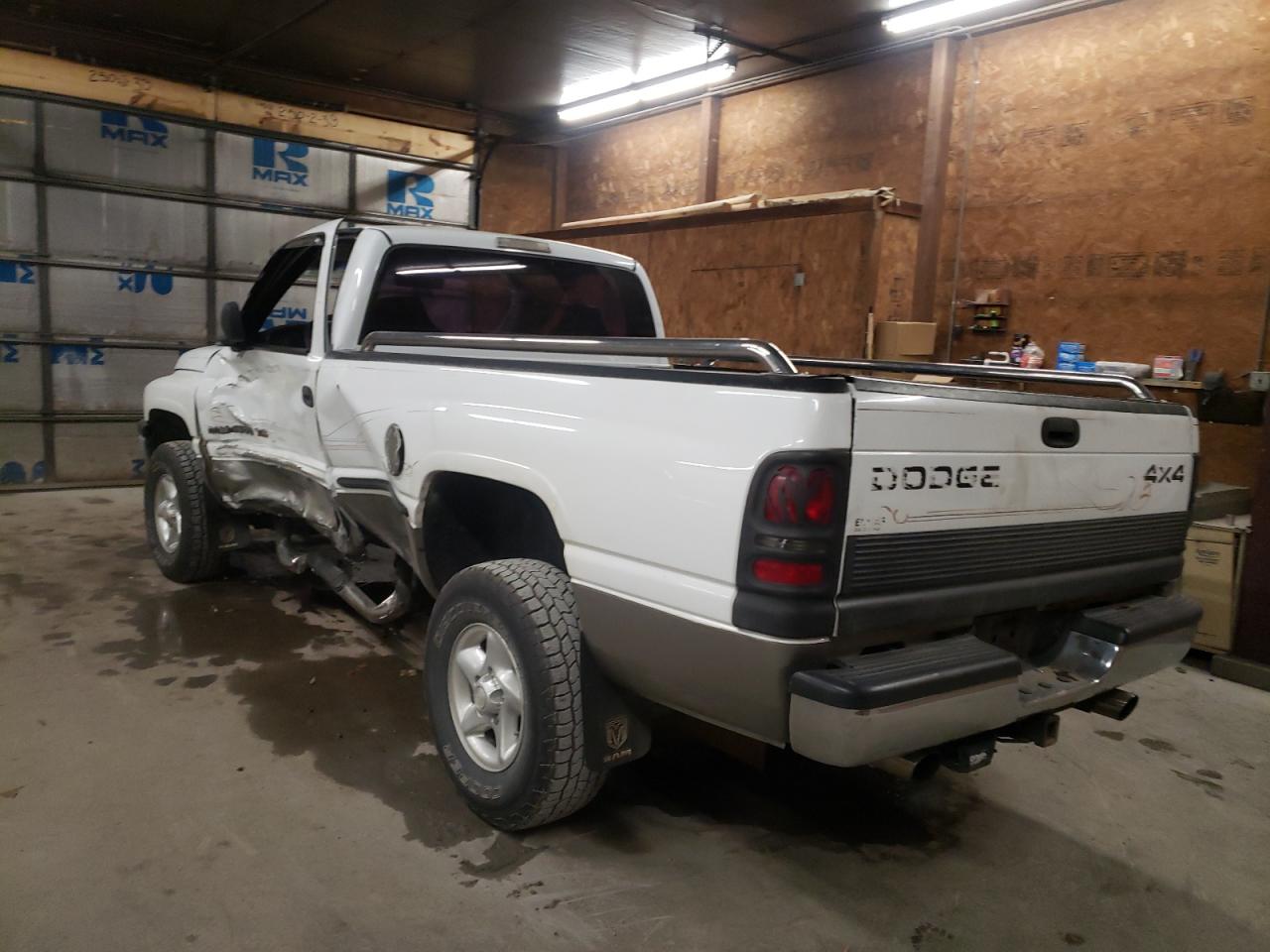 Photo 3 from auction – 2000 DODGE RAM 1500 with VIN 1B7HF16Y9YS506589