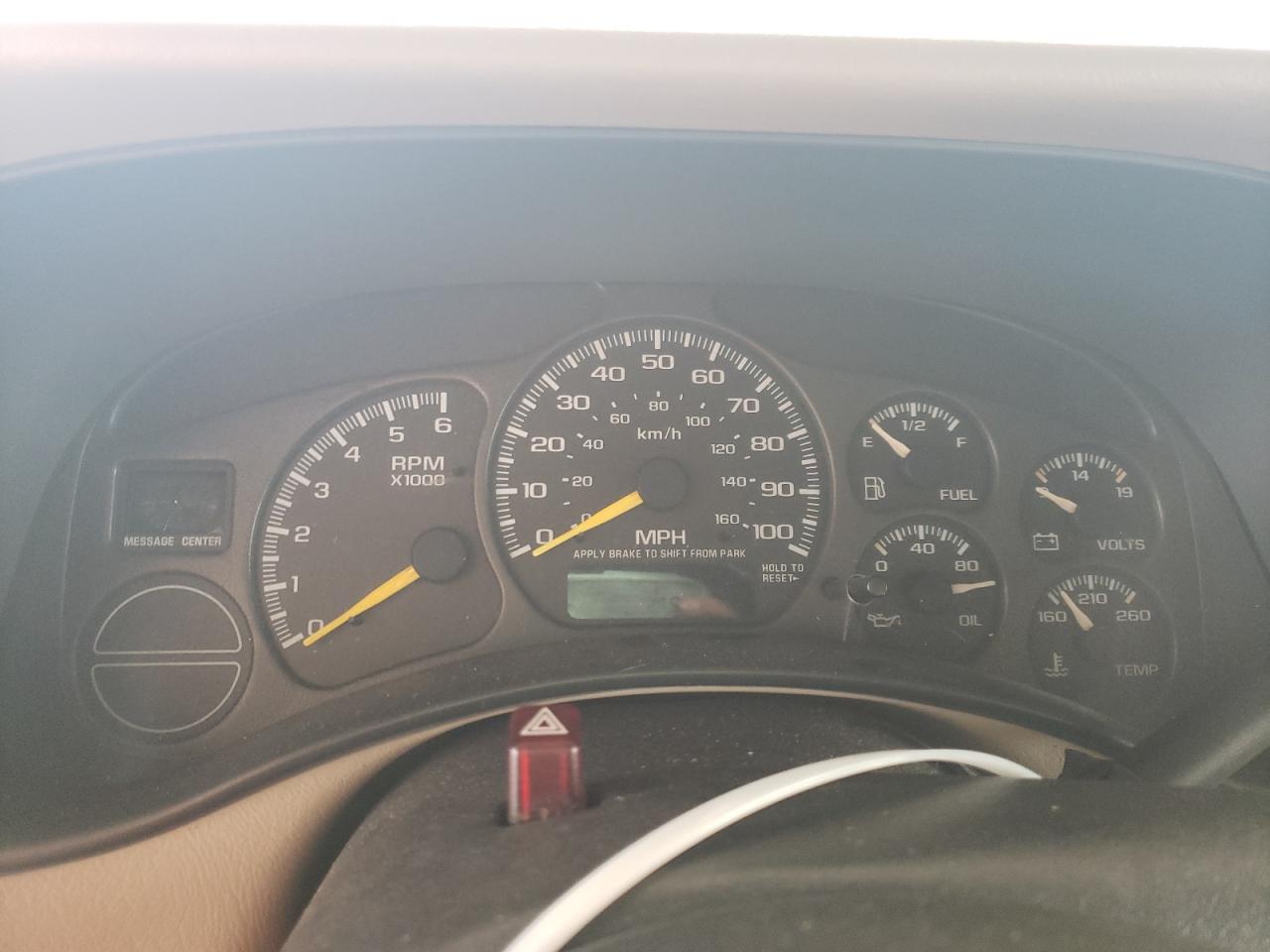 Photo 8 from auction – 2001 CHEVROLET SILVERADO with VIN 2GCEC19V911152284