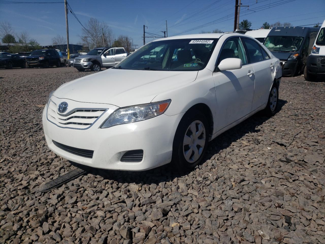 Photo 2 from auction – 2011 TOYOTA CAMRY BASE with VIN 4T1BF3EK0BU631051