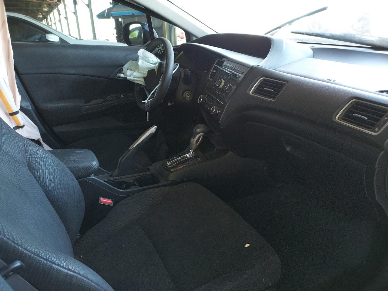 Photo 5 from auction – 2013 HONDA CIVIC LX with VIN 2HGFB2F5XDH526397