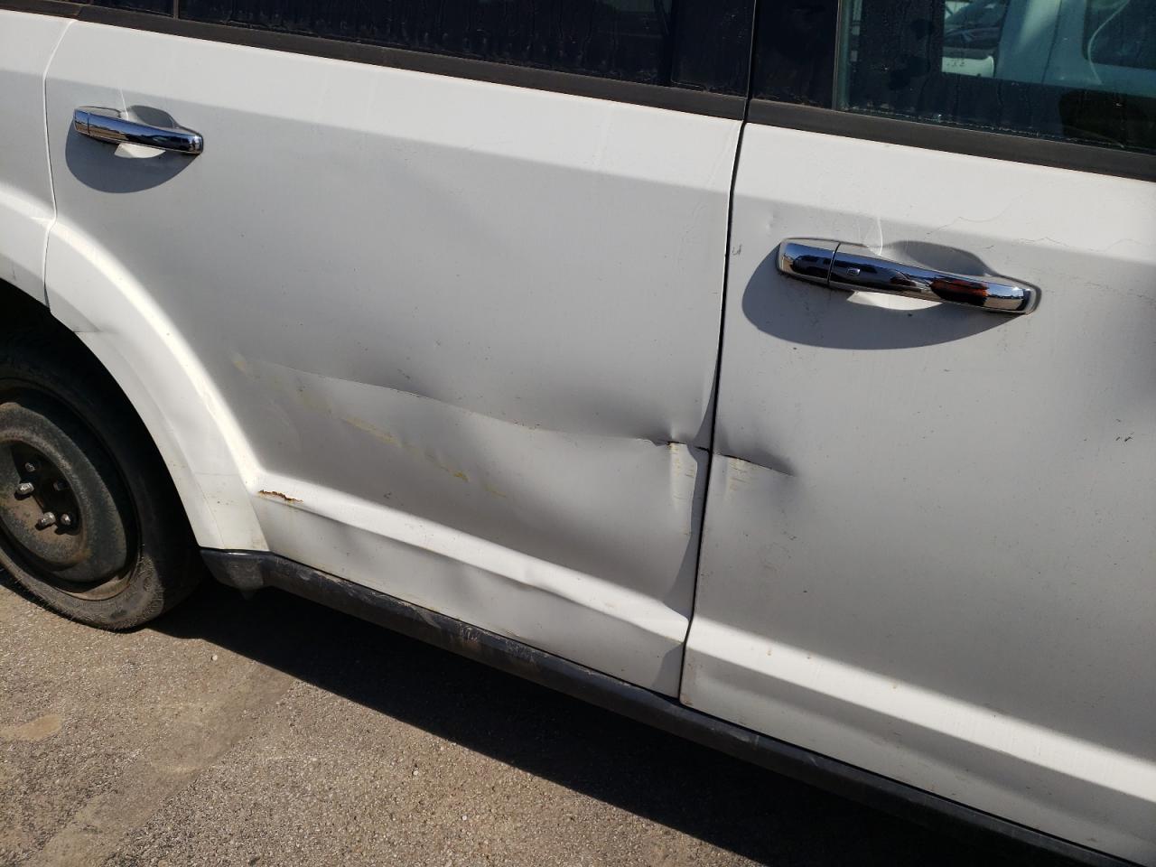 Photo 9 from auction – 2015 DODGE JOURNEY SE with VIN 3C4PDCAB8FT509950