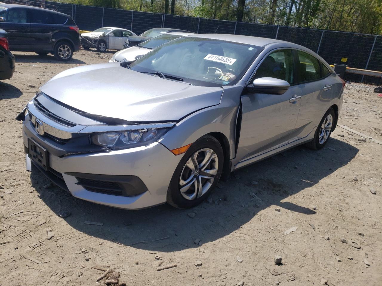 Photo 2 from auction – 2017 HONDA CIVIC LX with VIN 19XFC2F56HE027948