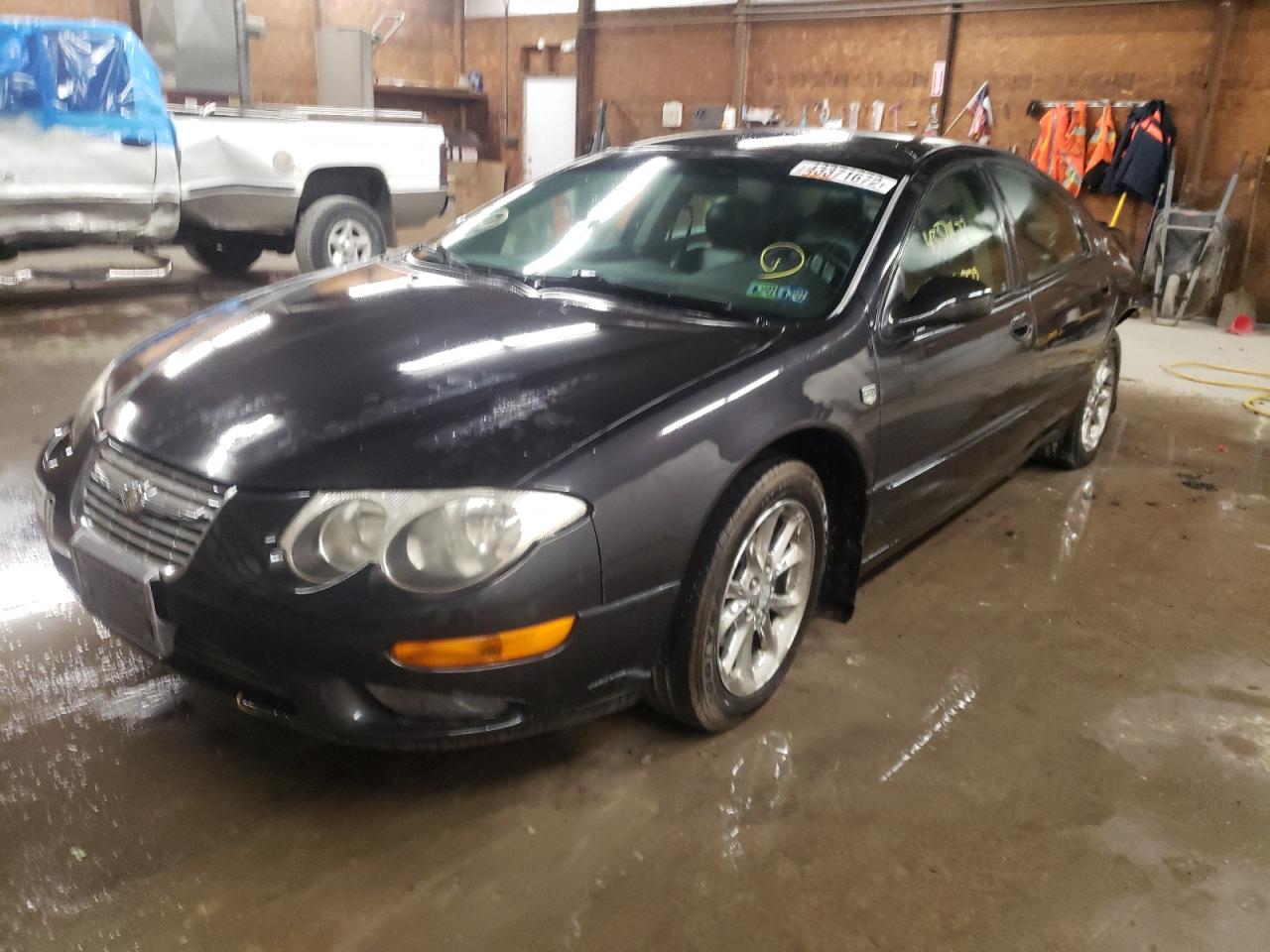 Photo 2 from auction – 1999 CHRYSLER 300M with VIN 2C3HE66G2XH255769
