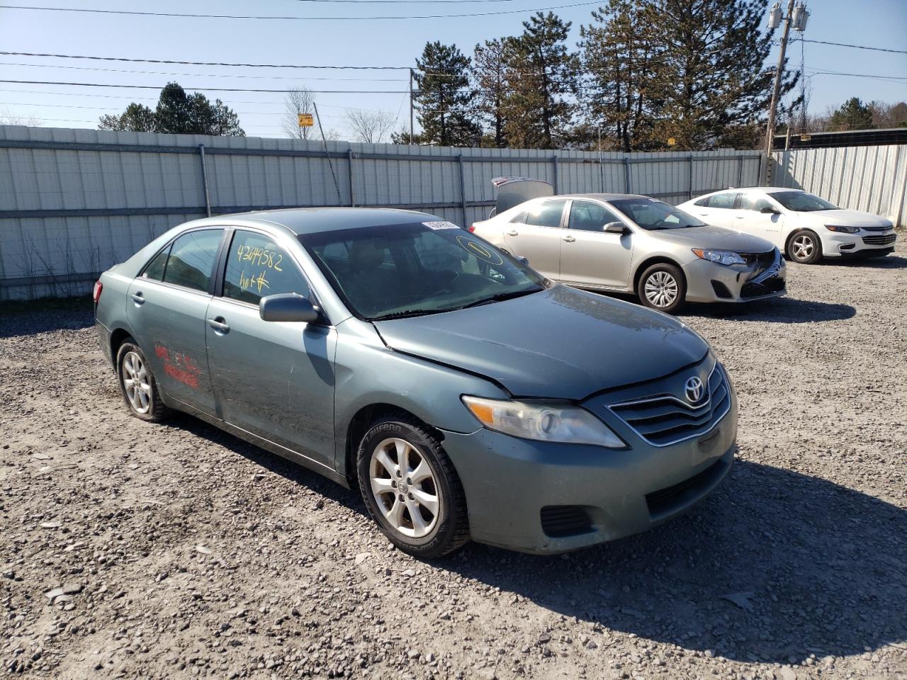 TOYOTA CAMRY BASE 2011 с VIN 4T1BF3EK3BU706986 - Фото с аукциона