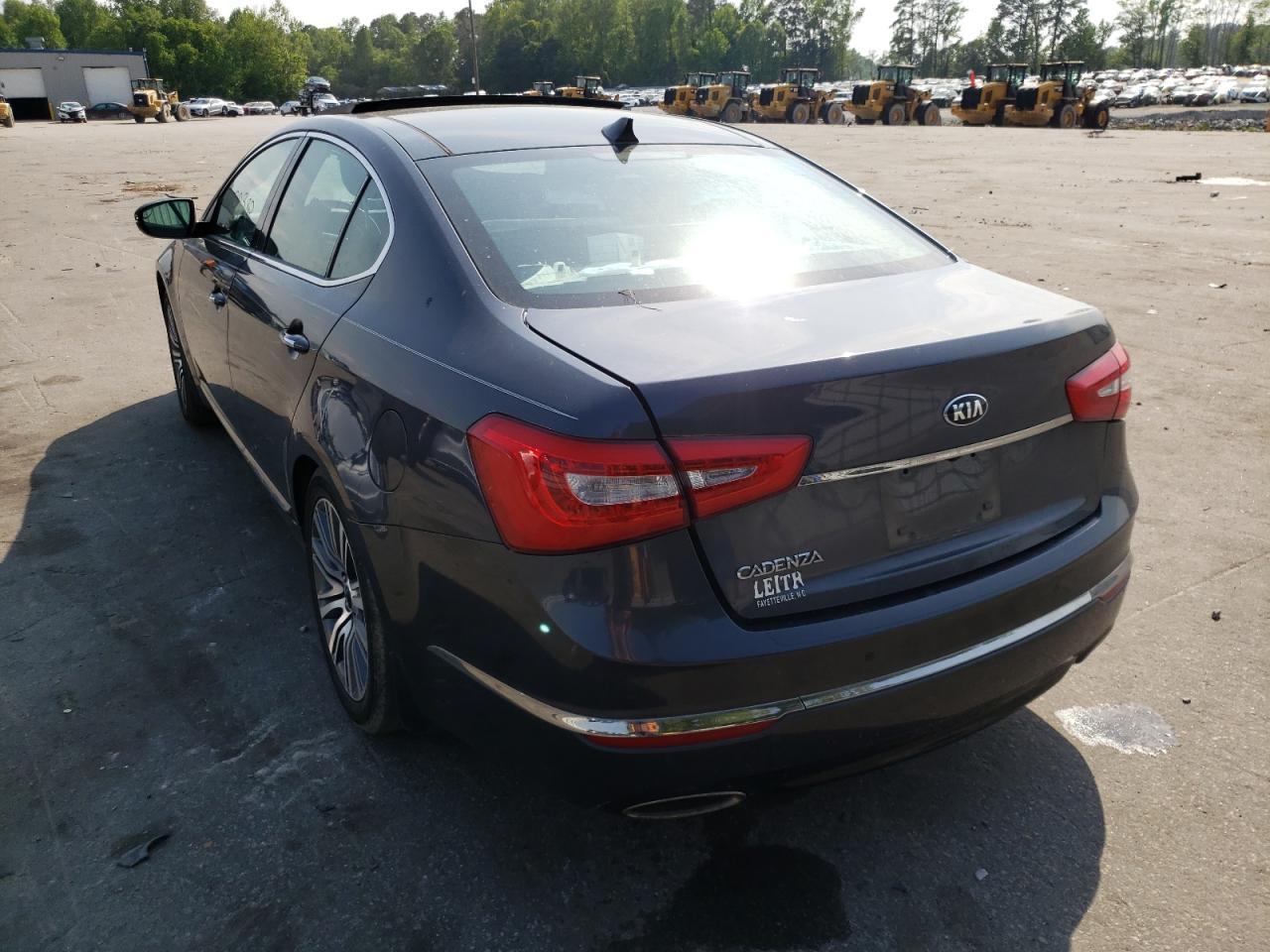 Photo 3 from auction – 2015 KIA CADENZA PR with VIN KNALN4D70F5196625