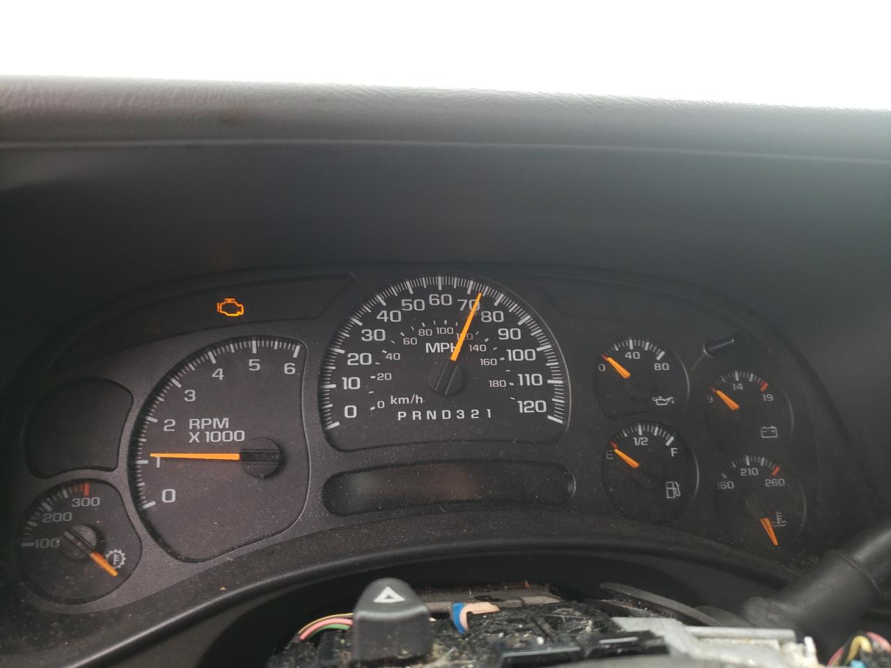 Photo 8 from auction – 2006 CHEVROLET SILVERADO with VIN 1GCHK29UX6E107163