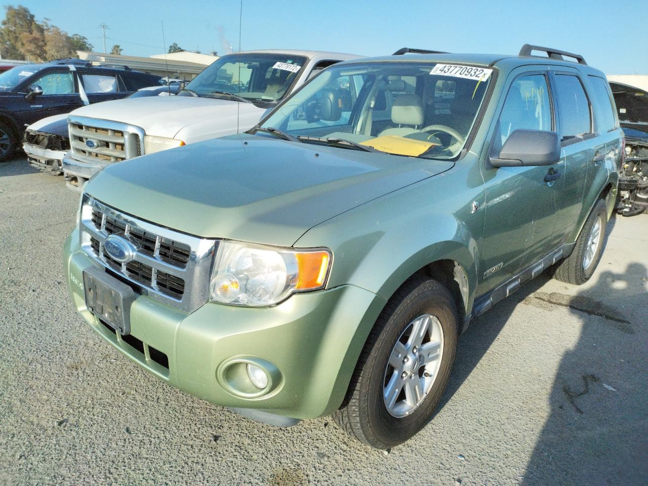 Photo 2 from auction – 2008 FORD ESCAPE HEV with VIN 1FMCU49H78KD66390