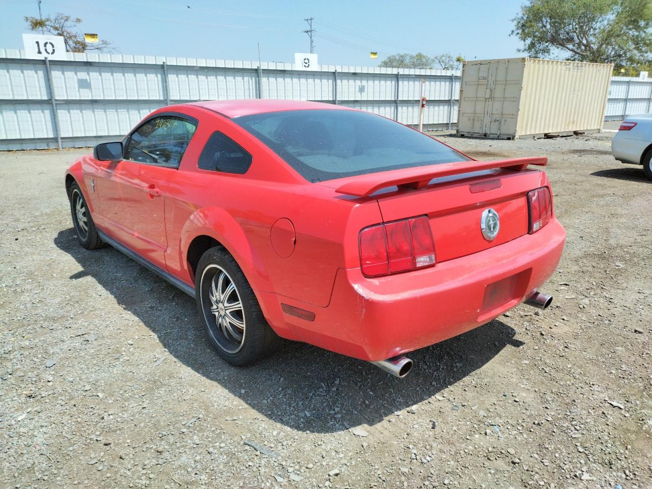 Photo 3 from auction – 2005 FORD MUSTANG with VIN 1ZVFT80N555139205