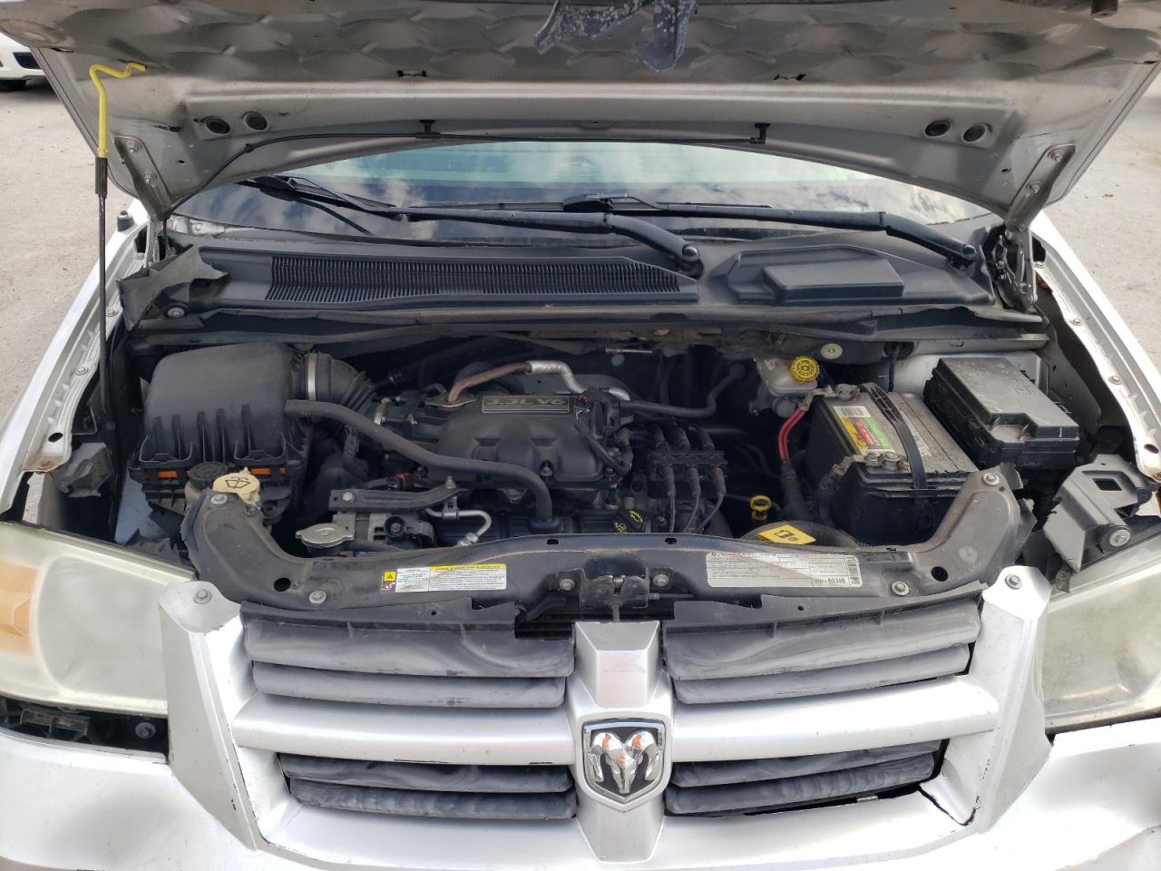 Photo 7 from auction – 2009 DODGE GRAND CARA with VIN 2D8HN44E59R620669