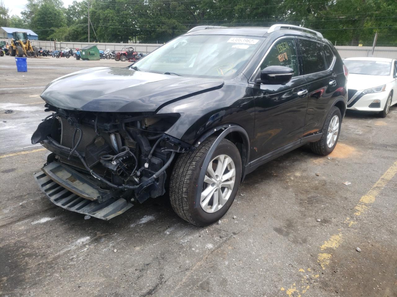 Photo 2 from auction – 2015 NISSAN ROGUE S with VIN 5N1AT2MT6FC896383