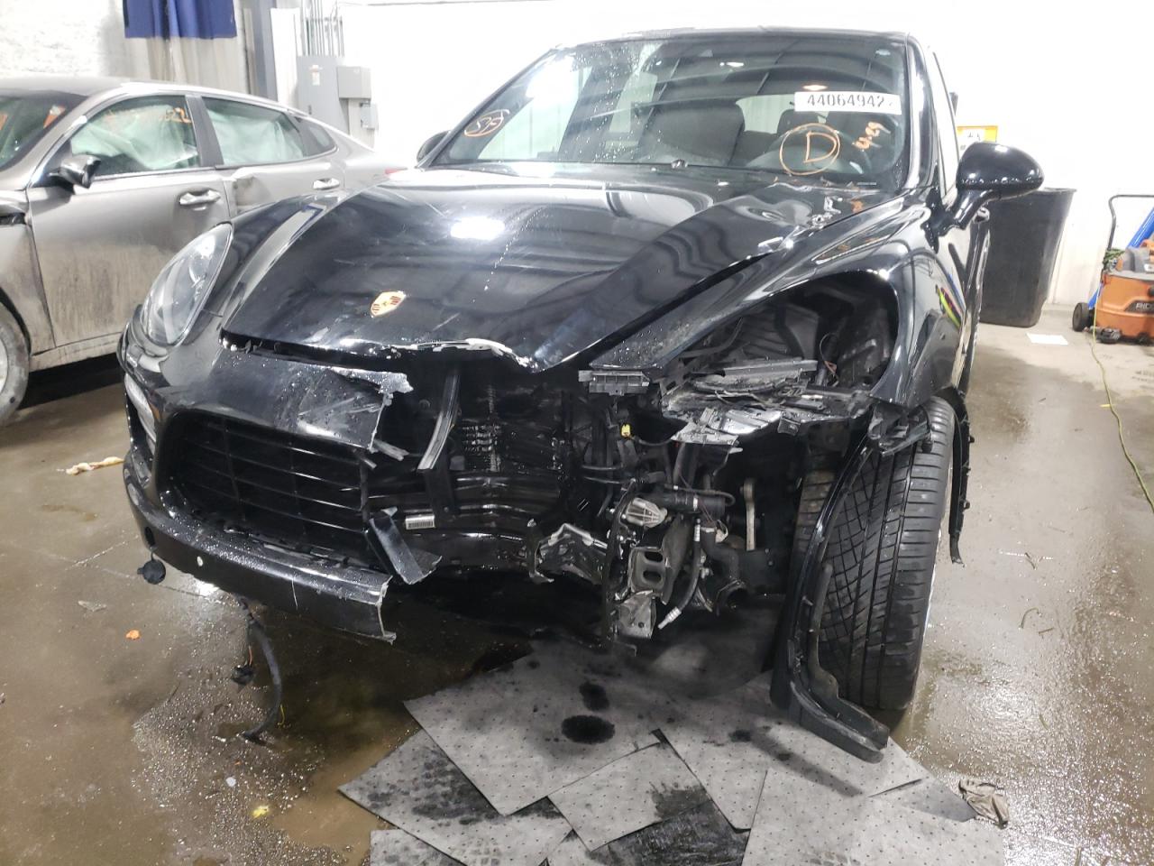 Photo 9 from auction – 2014 PORSCHE CAYENNE TU with VIN WP1AC2A2XELA87885