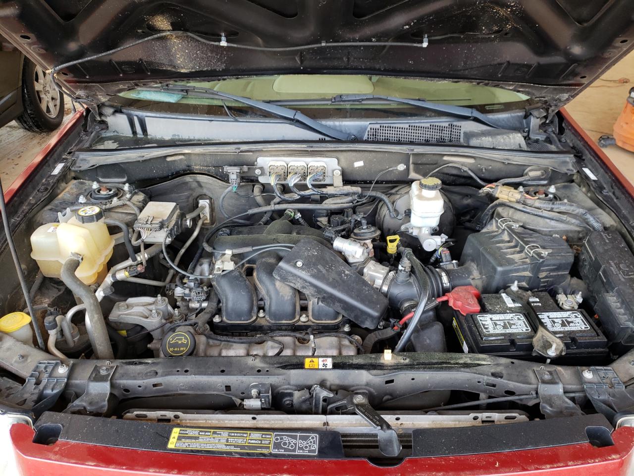 Photo 7 from auction – 2008 FORD ESCAPE LIM with VIN 1FMCU04158KD56637