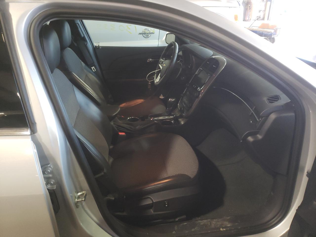 Photo 5 from auction – 2014 CHEVROLET MALIBU 1LT with VIN 1G11C5SL9EF213445