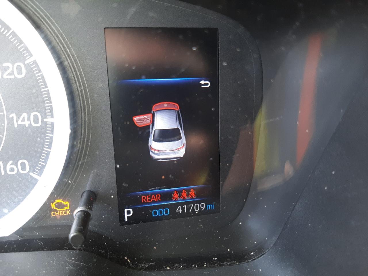 Photo 8 from auction – 2020 TOYOTA COROLLA LE with VIN 5YFEPRAE7LP107766