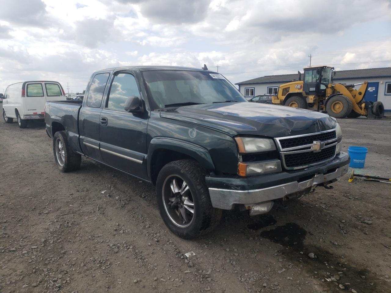 CHEVROLET SILVERADO 2006 with VIN 1GCEK19B66Z240118 - Photo from auction