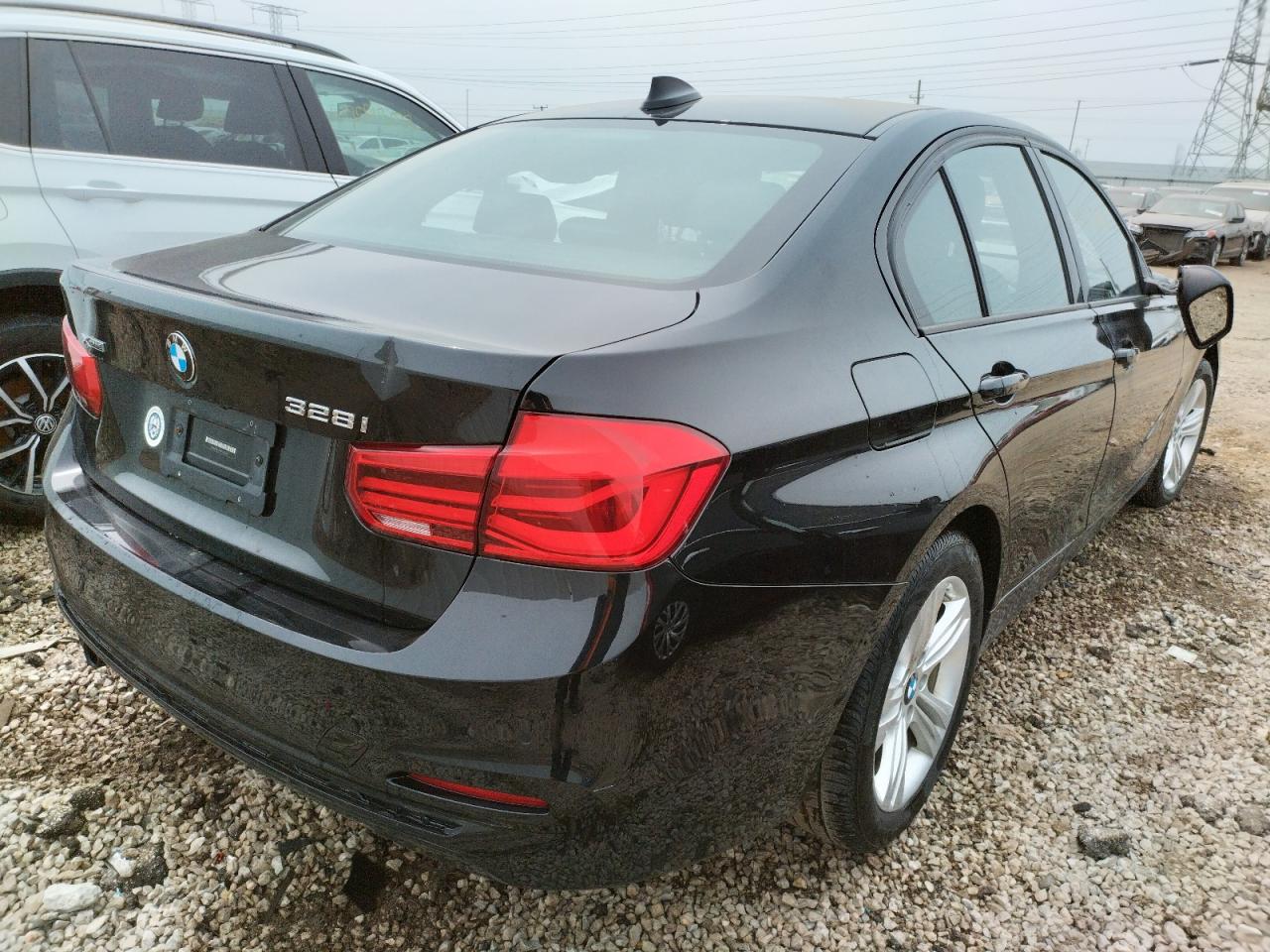 Photo 4 from auction – 2016 BMW 328 XI SUL with VIN WBA8E3G51GNU03485