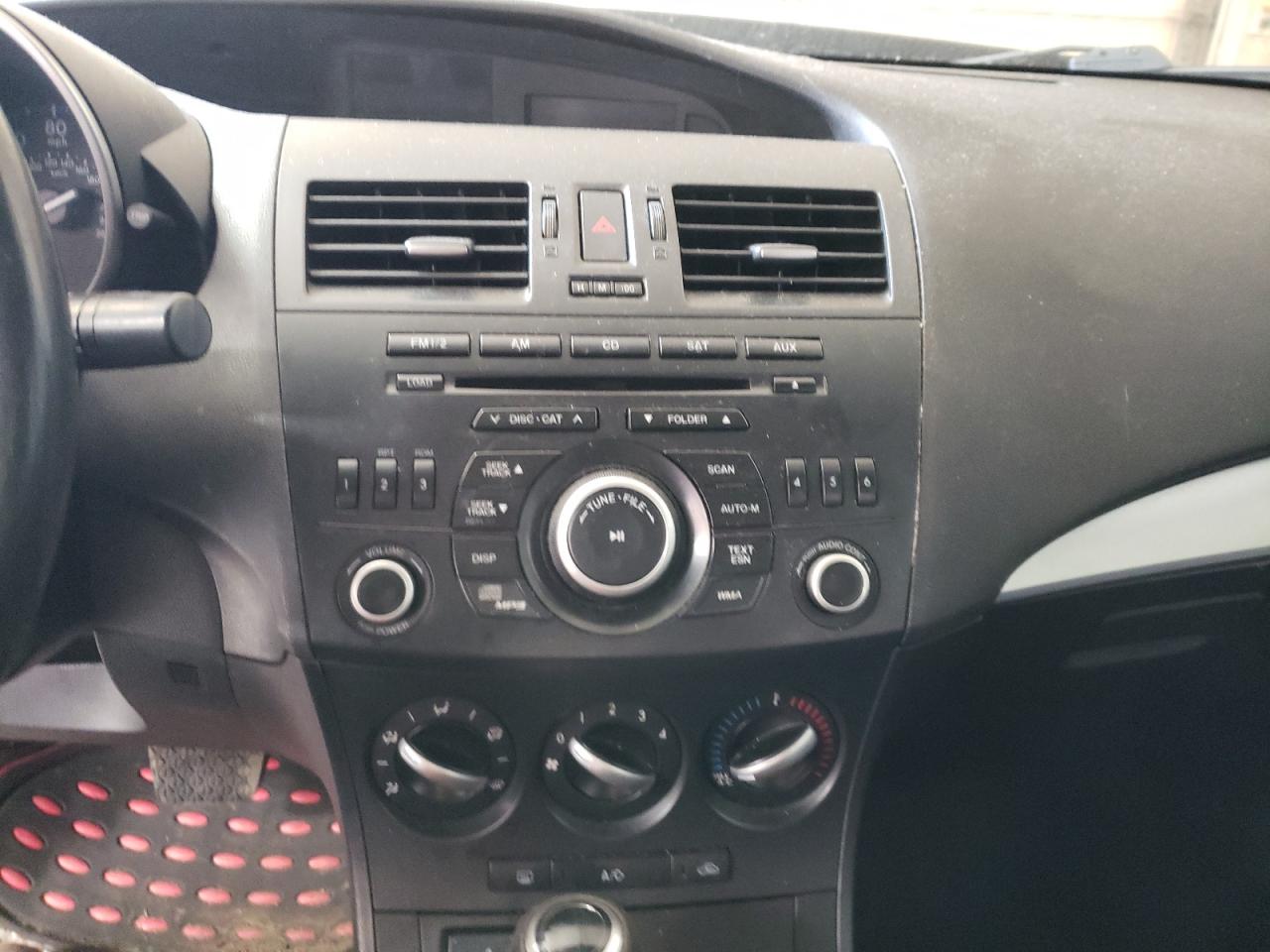 Photo 9 from auction – 2012 MAZDA 3 I with VIN JM1BL1W80C1577435
