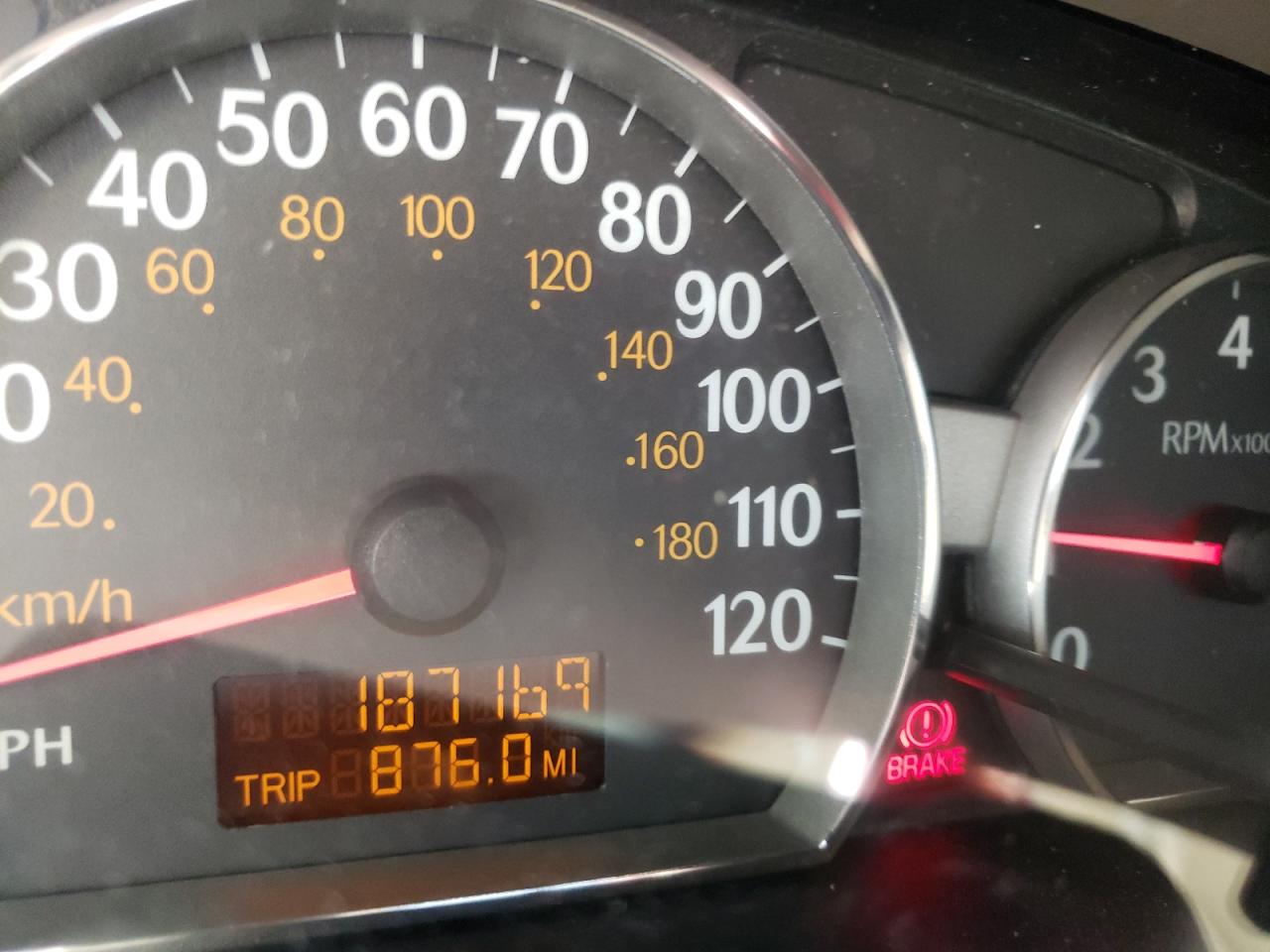 Photo 8 from auction – 2005 SATURN ION LEVEL with VIN 1G8AJ52F35Z153355