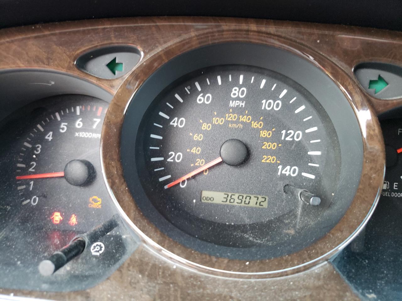 Photo 8 from auction – 2003 TOYOTA HIGHLANDER with VIN JTEGF21A630081943
