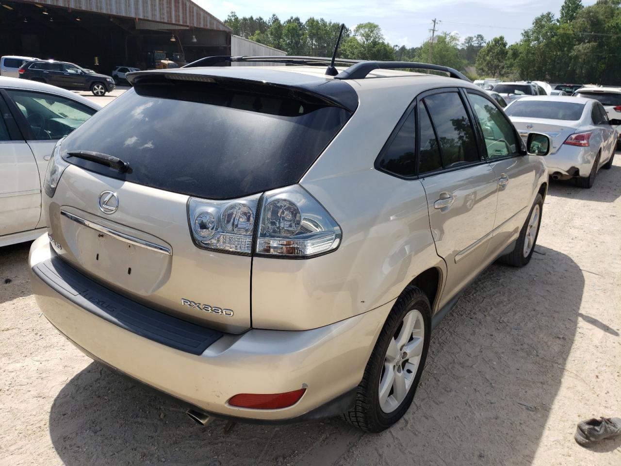 Photo 4 from auction – 2005 LEXUS RX 330 with VIN 2T2GA31U55C023314