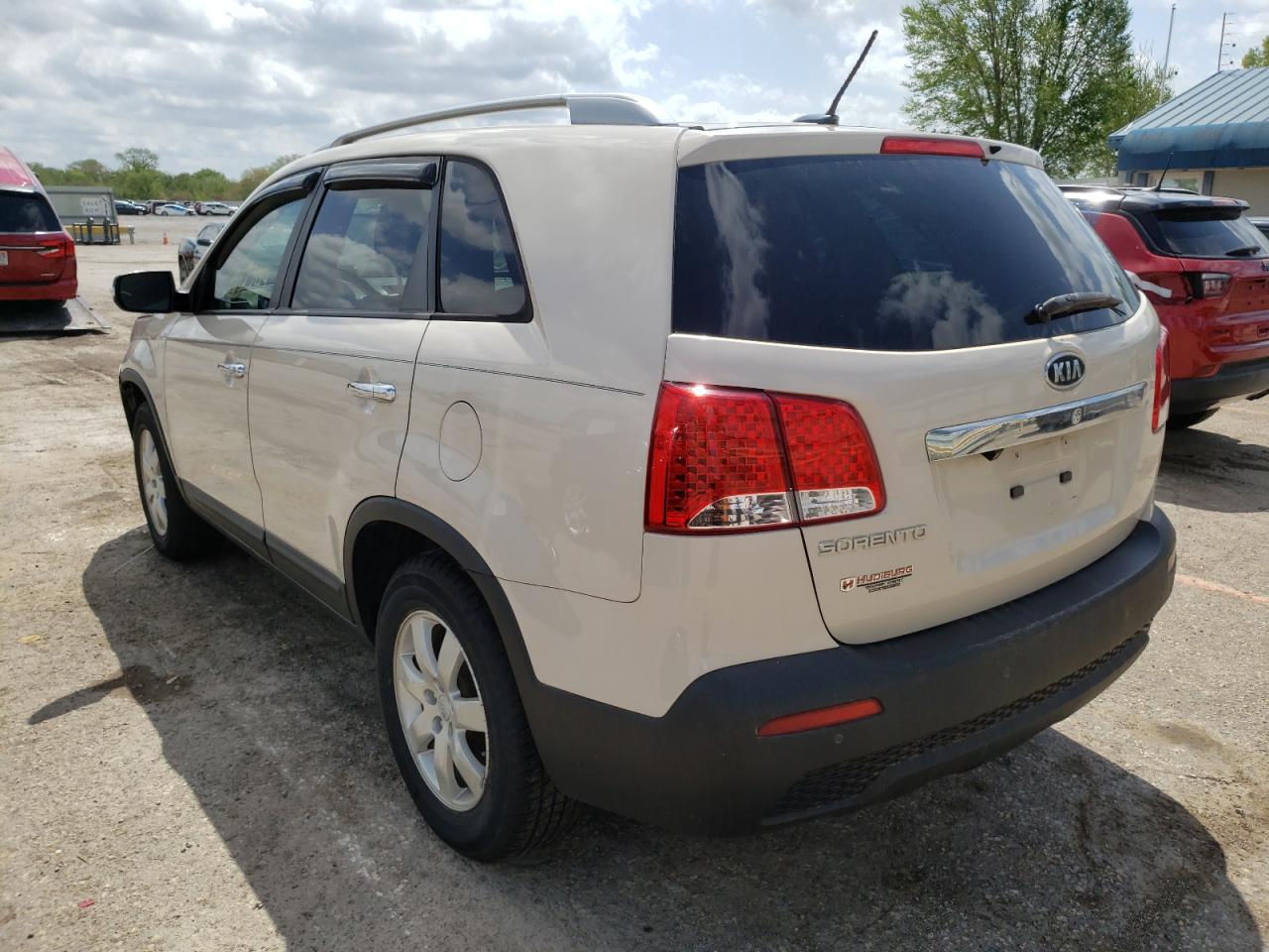 Photo 3 from auction – 2011 KIA SORENTO BA with VIN 5XYKT4A1XBG019781