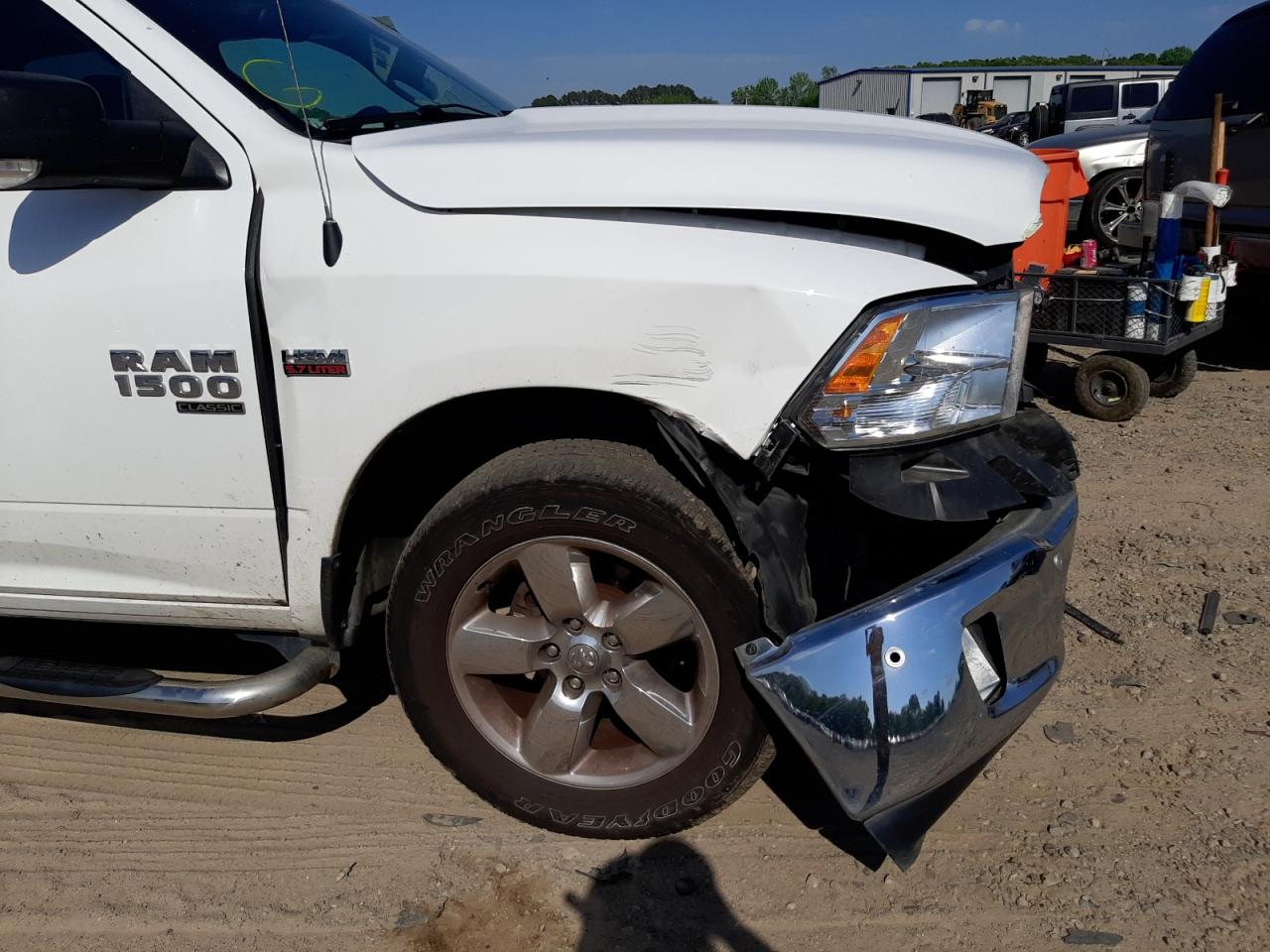 Photo 9 from auction – 2019 RAM 1500 CLASS with VIN 1C6RR6TT3KS603108