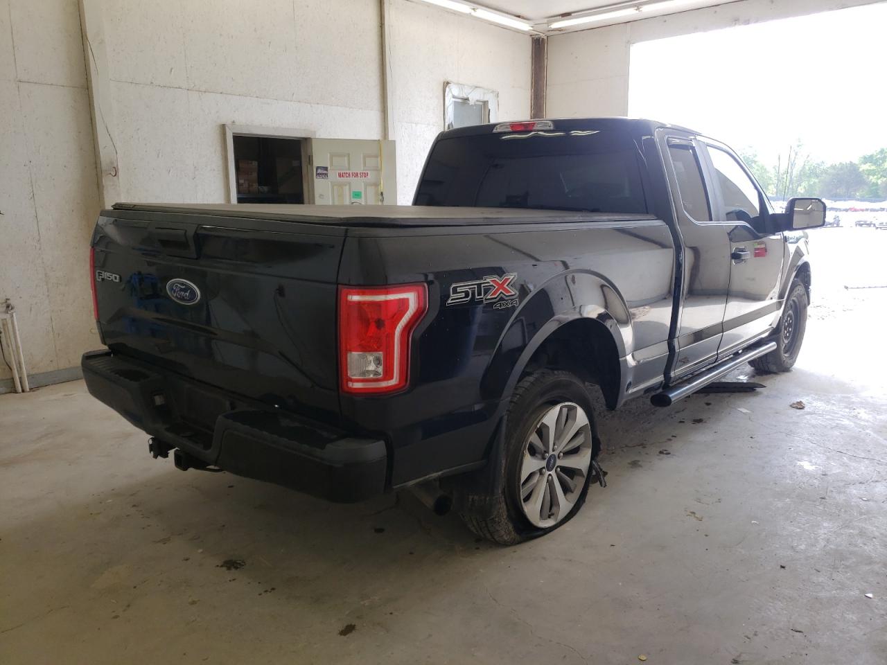 Photo 4 from auction – 2017 FORD F150 SUPER with VIN 1FTEX1EP1HKD60360