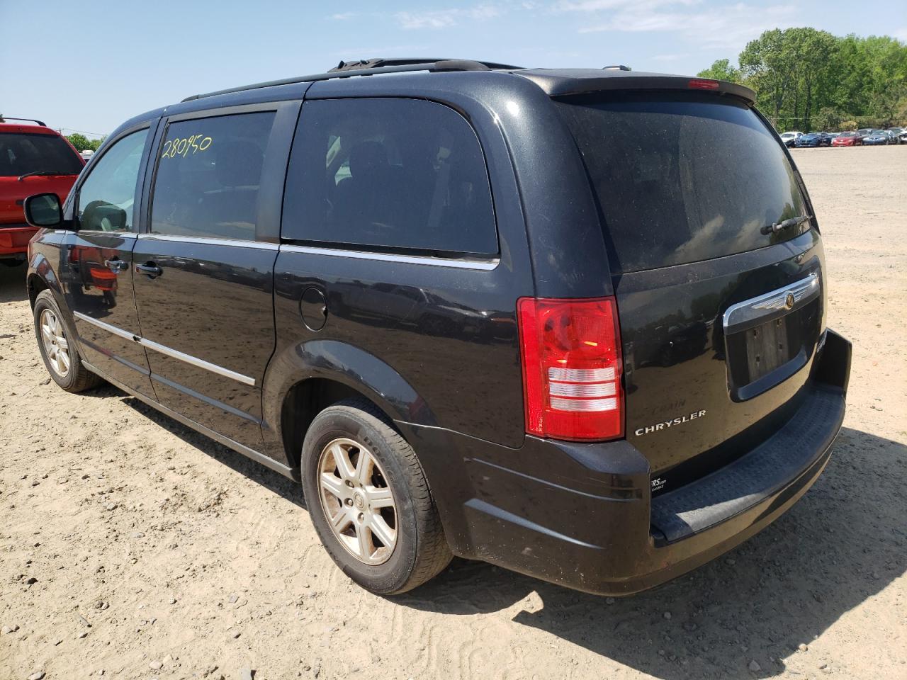 Photo 3 from auction – 2010 CHRYSLER TOWN & COU with VIN 2A4RR5D12AR460906
