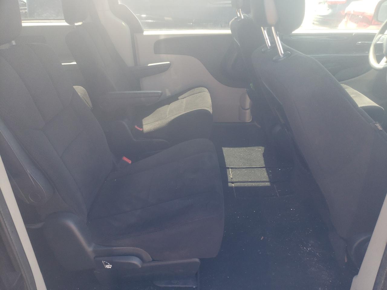 Photo 6 from auction – 2013 DODGE GRAND CARA with VIN 2C4RDGBG7DR622413