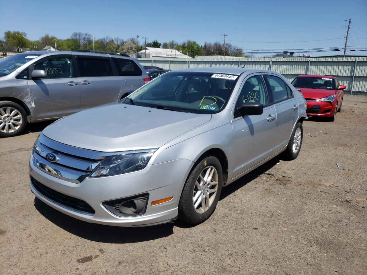 Photo 2 from auction – 2012 FORD FUSION S with VIN 3FAHP0GA7CR347641