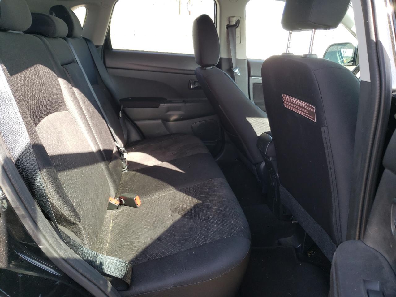 Photo 6 from auction – 2015 MITSUBISHI OUTLANDER with VIN 4A4AR4AU6FE004075