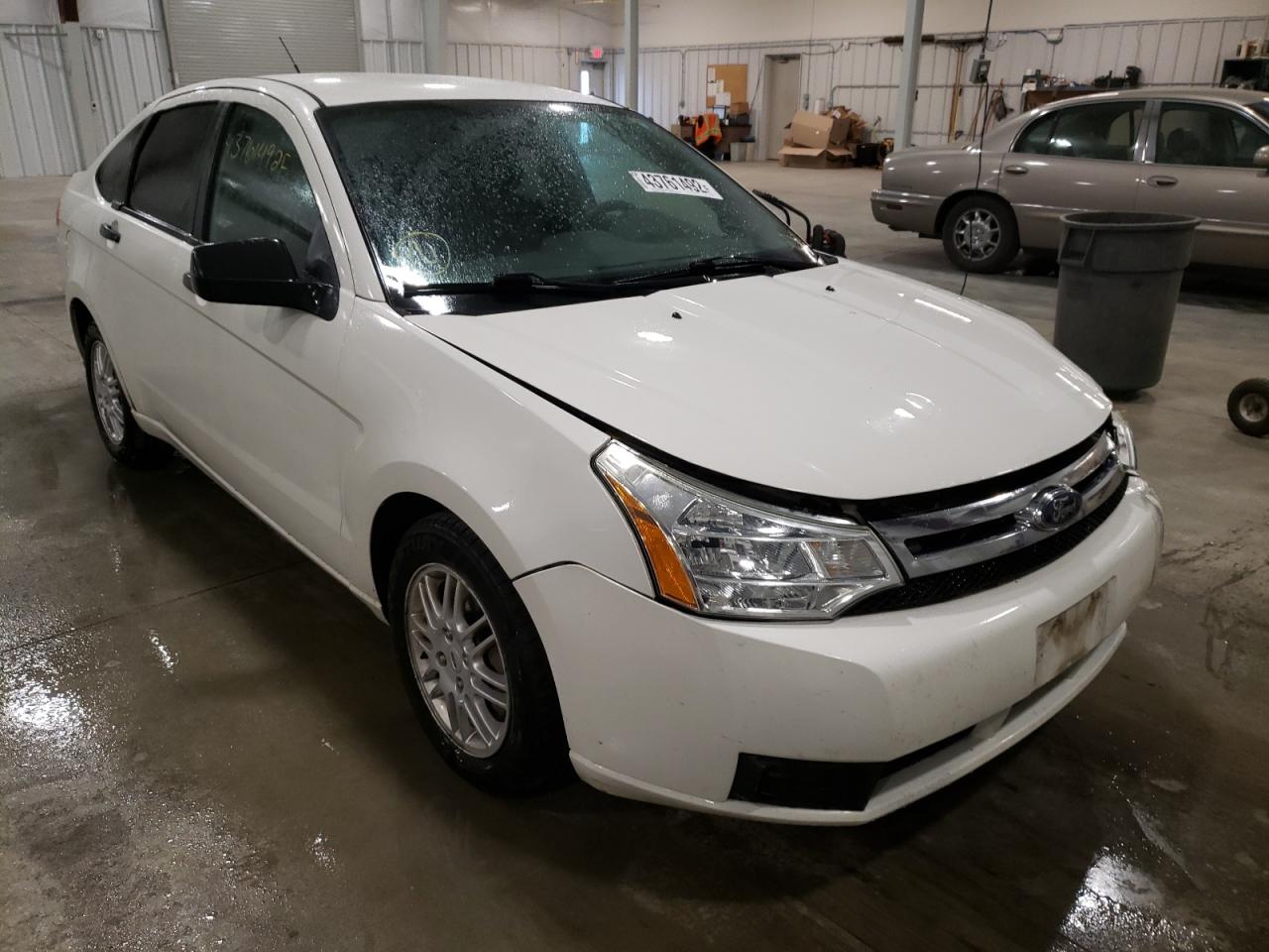 Photo 1 from auction – 2010 FORD FOCUS SE with VIN 1FAHP3FN4AW228574