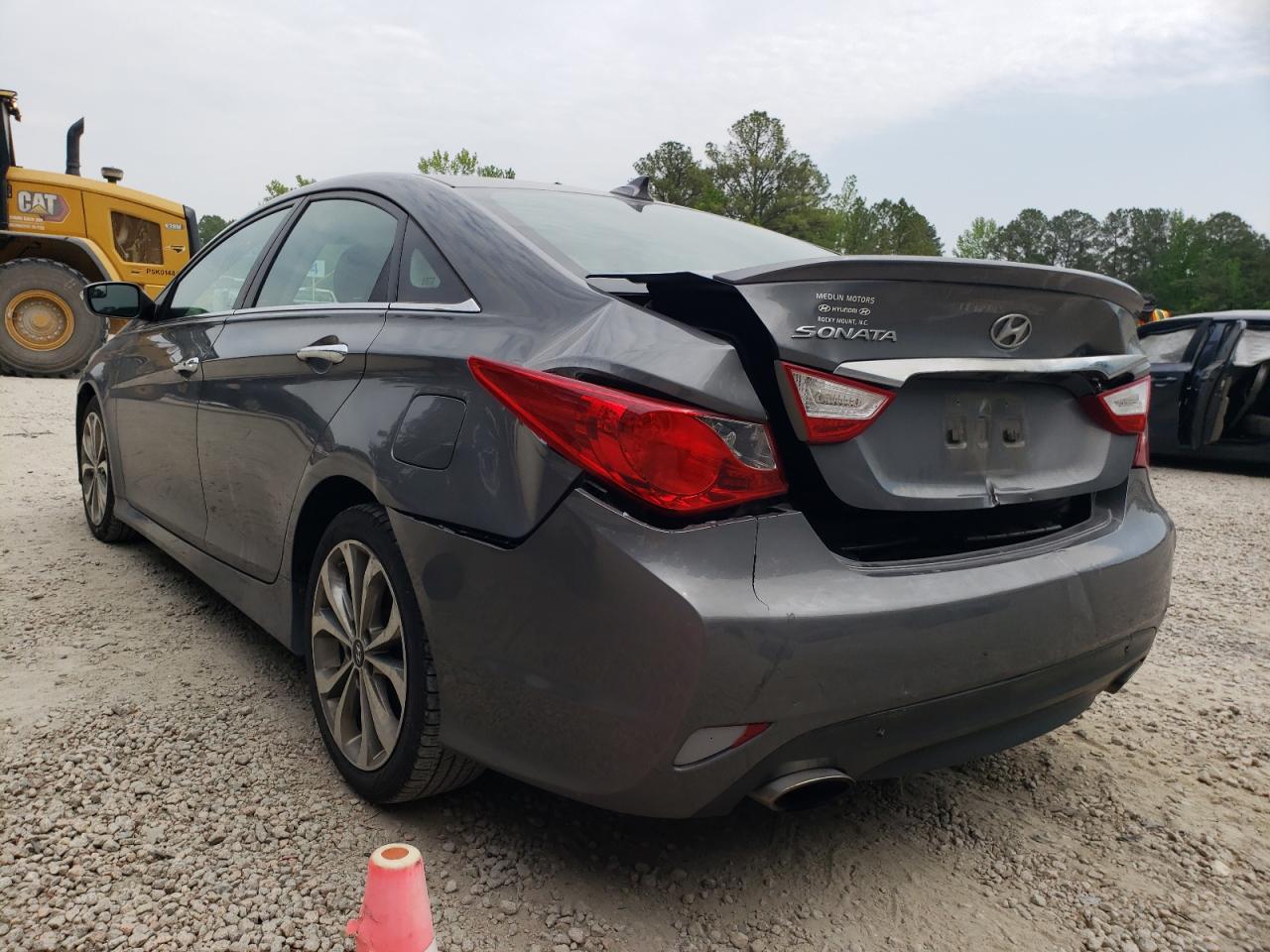 Photo 3 from auction – 2014 HYUNDAI SONATA SE with VIN 5NPEC4AC1EH861131