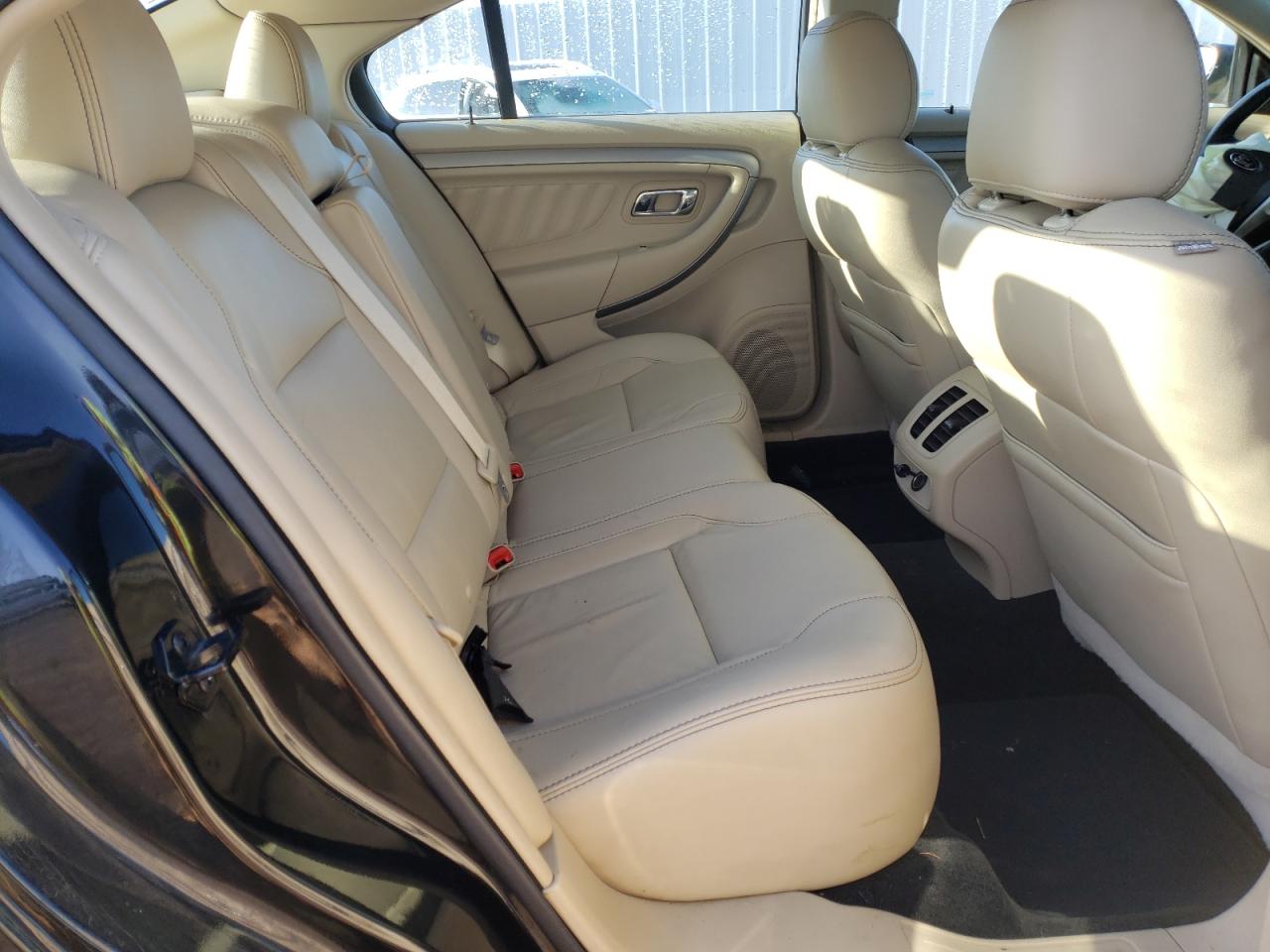 Photo 6 from auction – 2015 FORD TAURUS SEL with VIN 1FAHP2E87FG113961