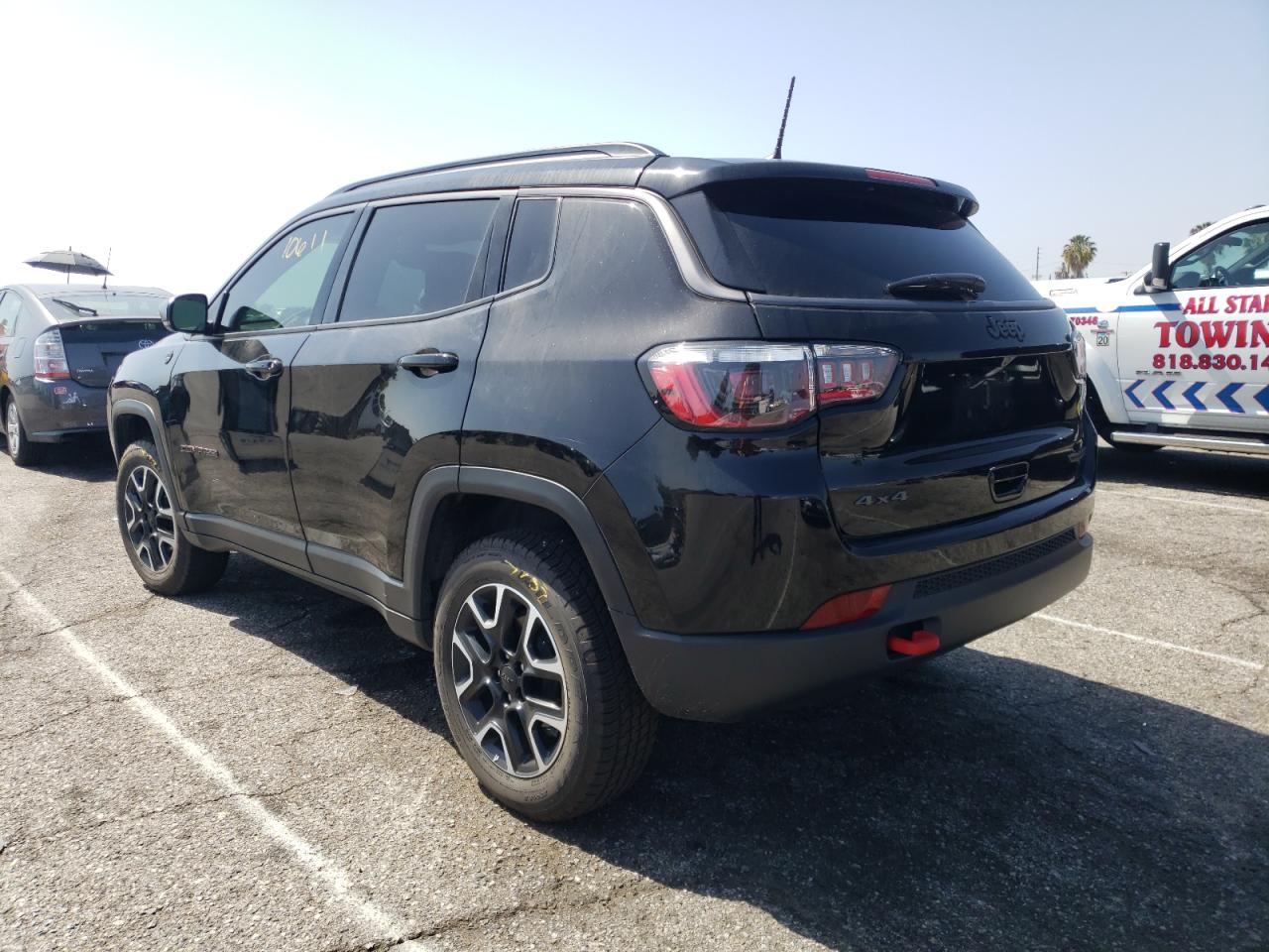 Photo 3 from auction – 2020 JEEP COMPASS TR with VIN 3C4NJDDB2LT245508