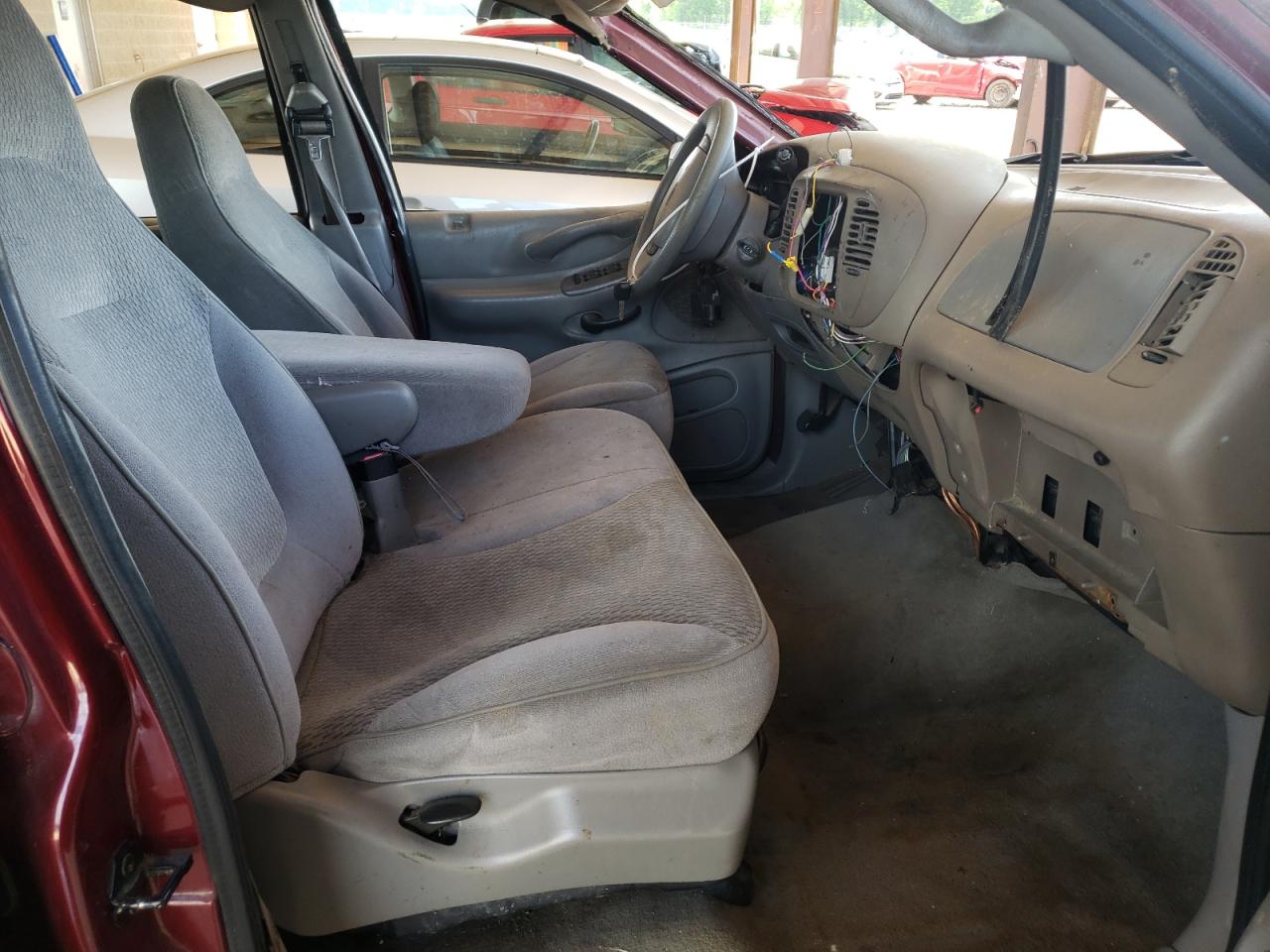 Photo 5 from auction – 1997 FORD EXPEDITION with VIN 1FMFU18L3VLA25222