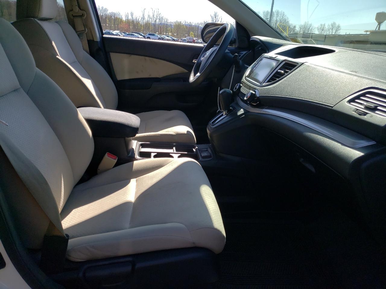 Photo 5 from auction – 2015 HONDA CR-V EX with VIN 5J6RM4H51FL002196