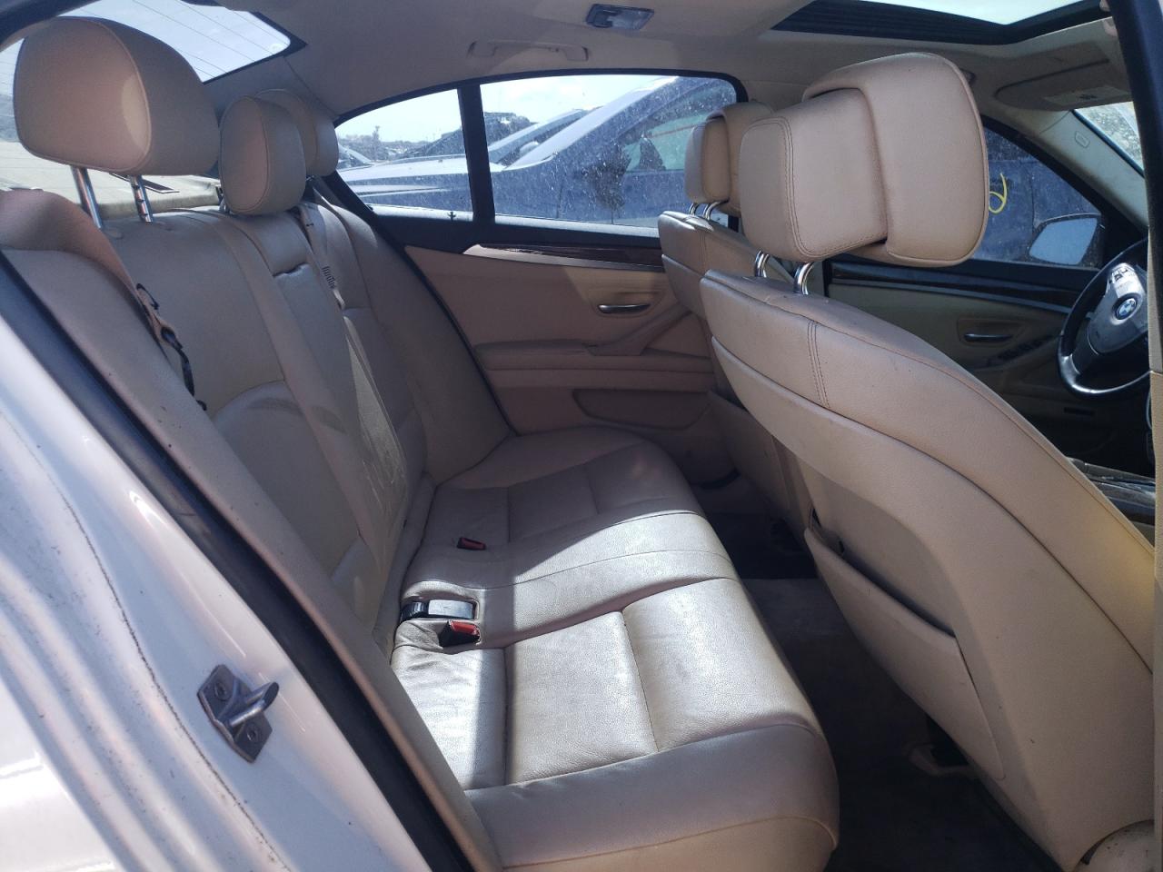 Photo 6 from auction – 2013 BMW 528 XI with VIN WBAXH5C55DD107326