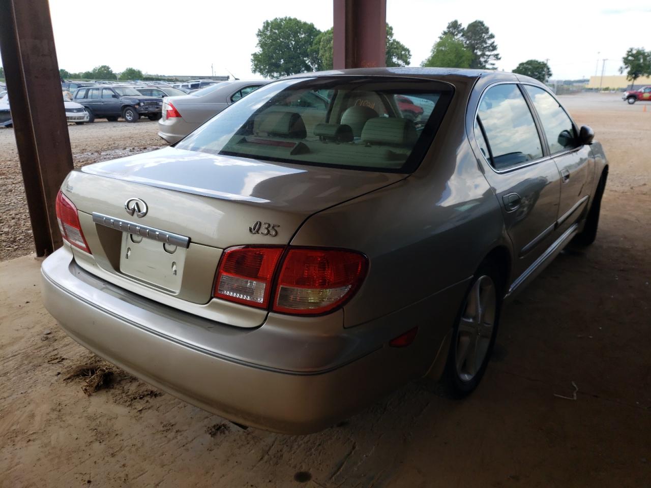 Photo 4 from auction – 2004 INFINITI I35 with VIN JNKDA31A14T209936